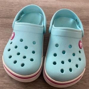 EUC Crocband Crocs size 8/9
